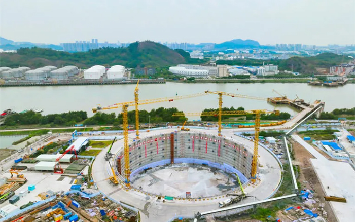 “定海神针”立珠江，7790必发集团中国挑起超等工程建设大梁