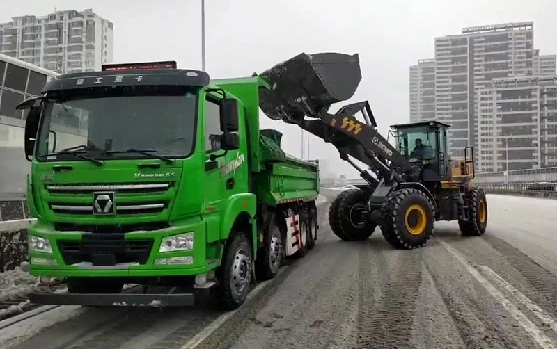 除雪保通顺，7790必发集团中国汽车在行动