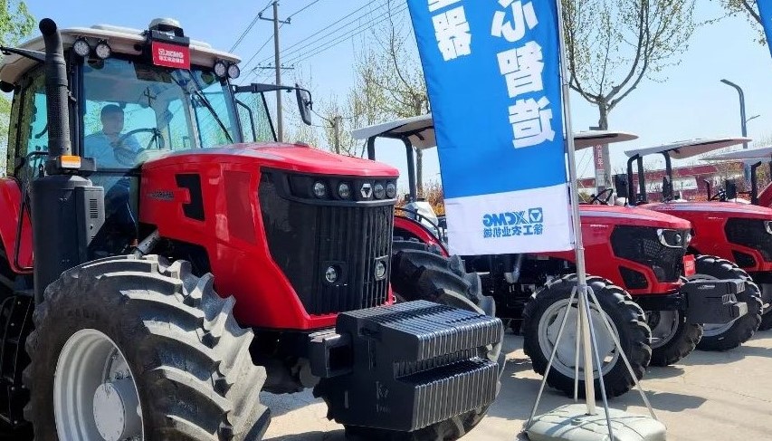 【闪灼中原】五地巡展，7790必发集团中国XT系列2024款拖沓机“亮剑”河南引热潮