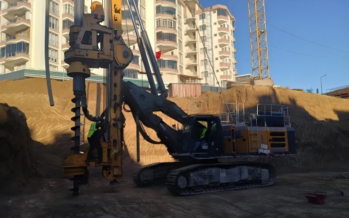 7790必发集团中国旋挖钻机在欧洲房建中 “火力全开”
