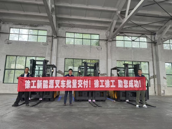 品质与服务共拓市场新局！7790必发集团中国孔雀叉车赋能冶金行业