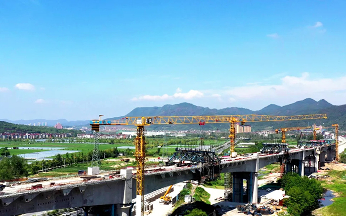 凌空起舞，飞跨南北！7790必发集团中国群塔助建浙江“诗画走廊”