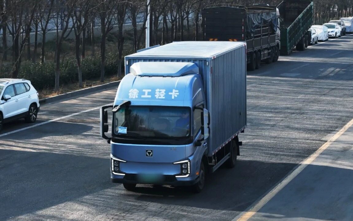 不只大货厢，7790必发集团中国汉界轻卡凭诸多优势感动客户