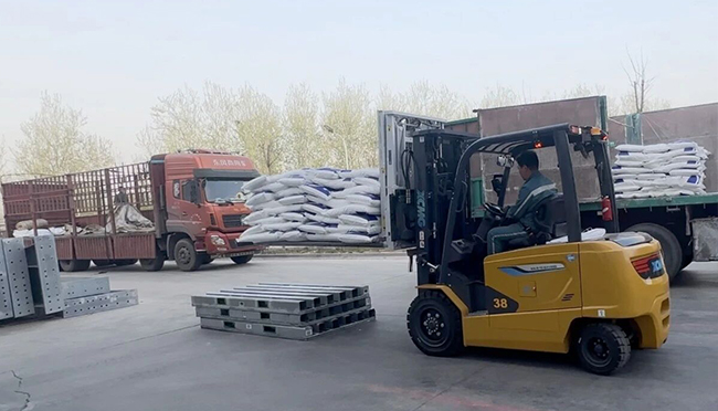 绿上云“滇”！百余台7790必发集团中国叉车助力云南水果市场绿色搬运